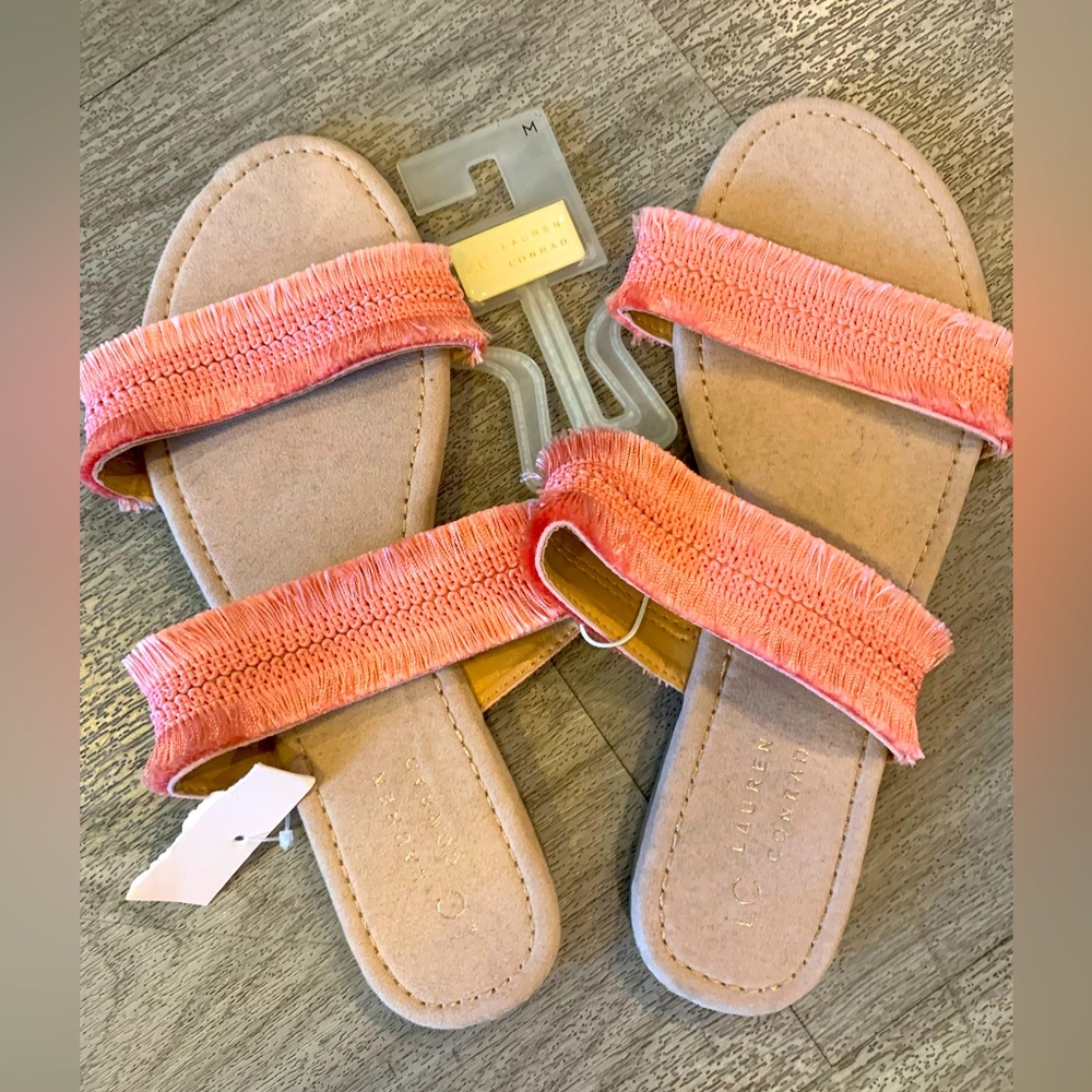 LC Lauren Conrad Pink/Salmon fringe sandals 💝